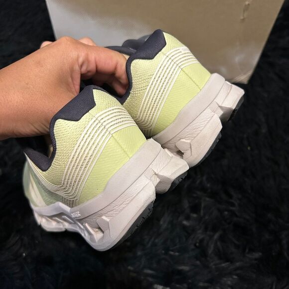 ON CLOUDGO running athletic training lace up shoes sneakers women's 7.5 - Picture 6 of 8